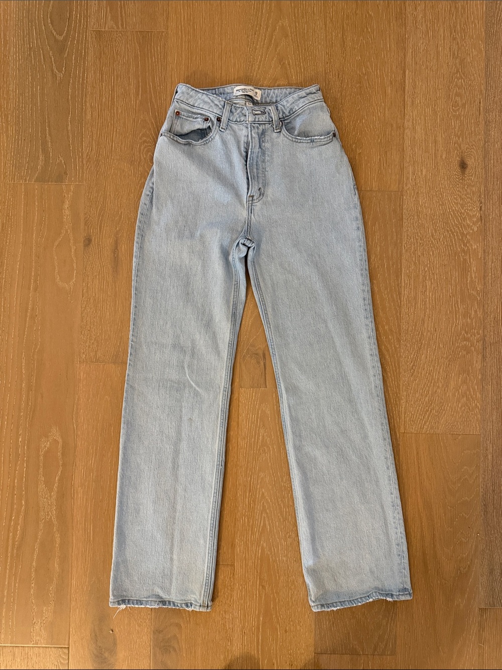 Abercrombie & Fitch Light Blue Jeans 25 0R curve
